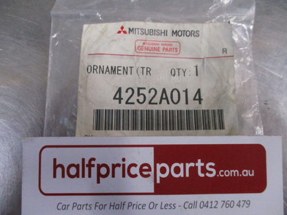 Mitsubishi Lancer/Outlander Genuine Wheel Centre Cap New Part