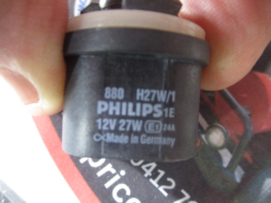 Kia Rio/Sorento Genuine Fog Light Bulb New Part
