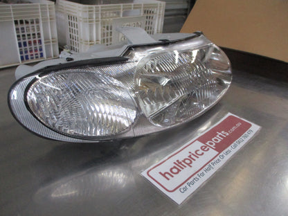 Holden VT Commodore Genuine Right Hand Front Head Light Assembly New Part
