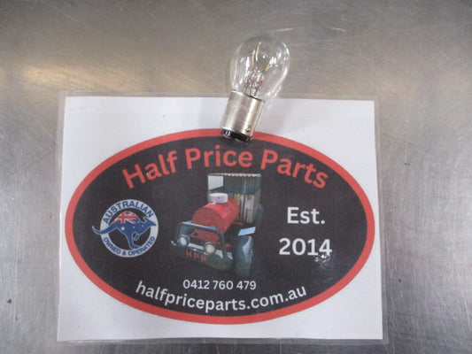 Kia Carnival/Sorento/Ceed/Cerato/K2700/K2900/Magentis/Optima/Picanto Genuine Indicator Light Bulb New Part