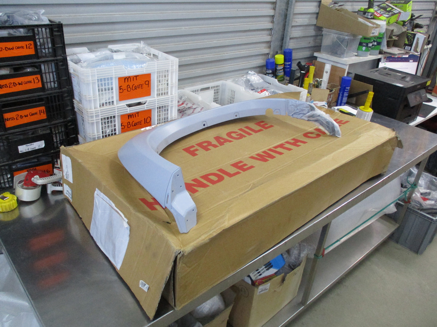 Isuzu D-Max Genuine Right Hand Front Guard Moulding New Part