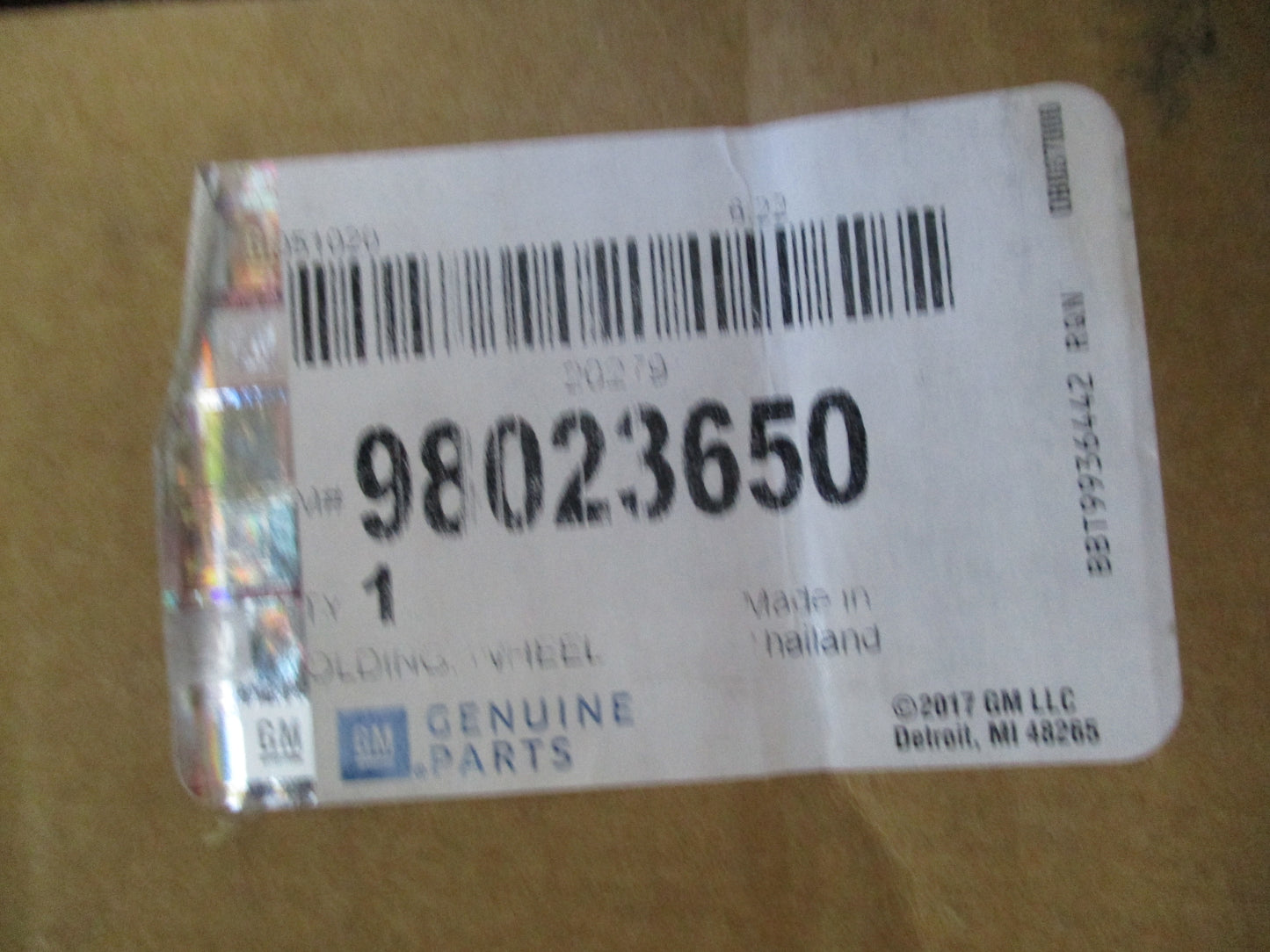 Isuzu D-Max Genuine Right Hand Front Guard Moulding New Part