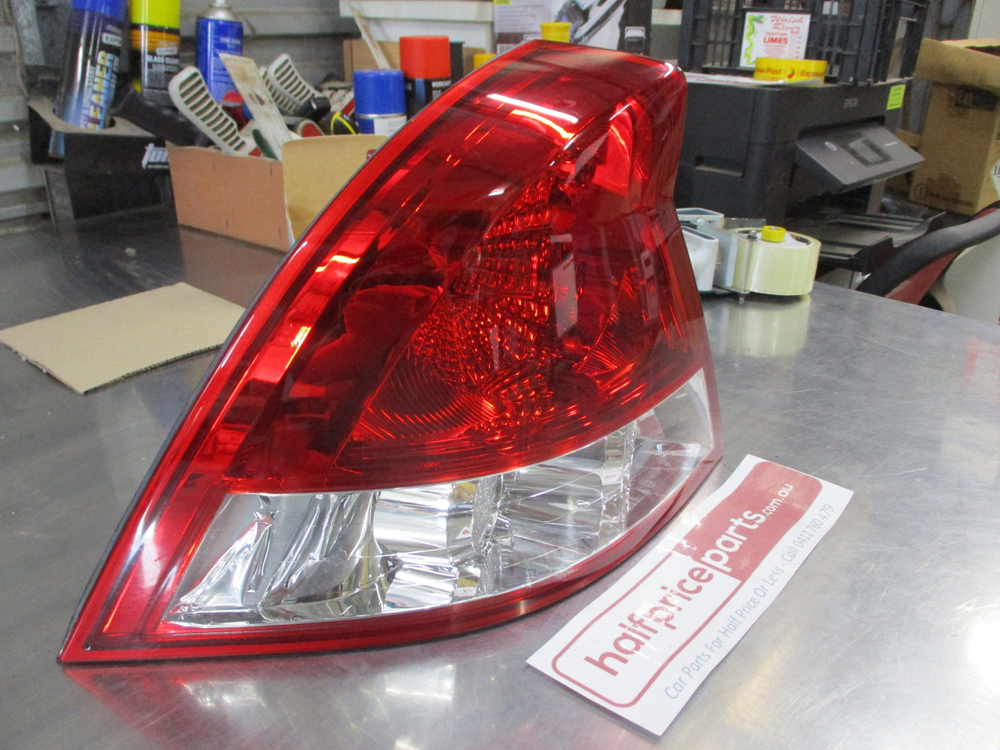 Holden VZ Berlina Genuine Left Hand Rear Tail Light Assembly New Part