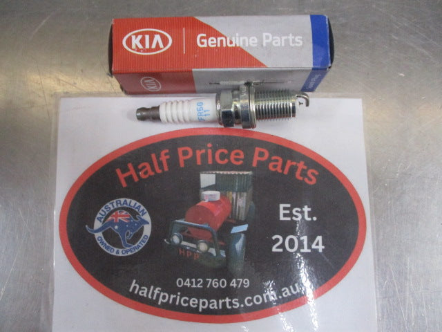 Kia Carnival/Sportage/Sorento Genuine 1 Spark Plug New Part