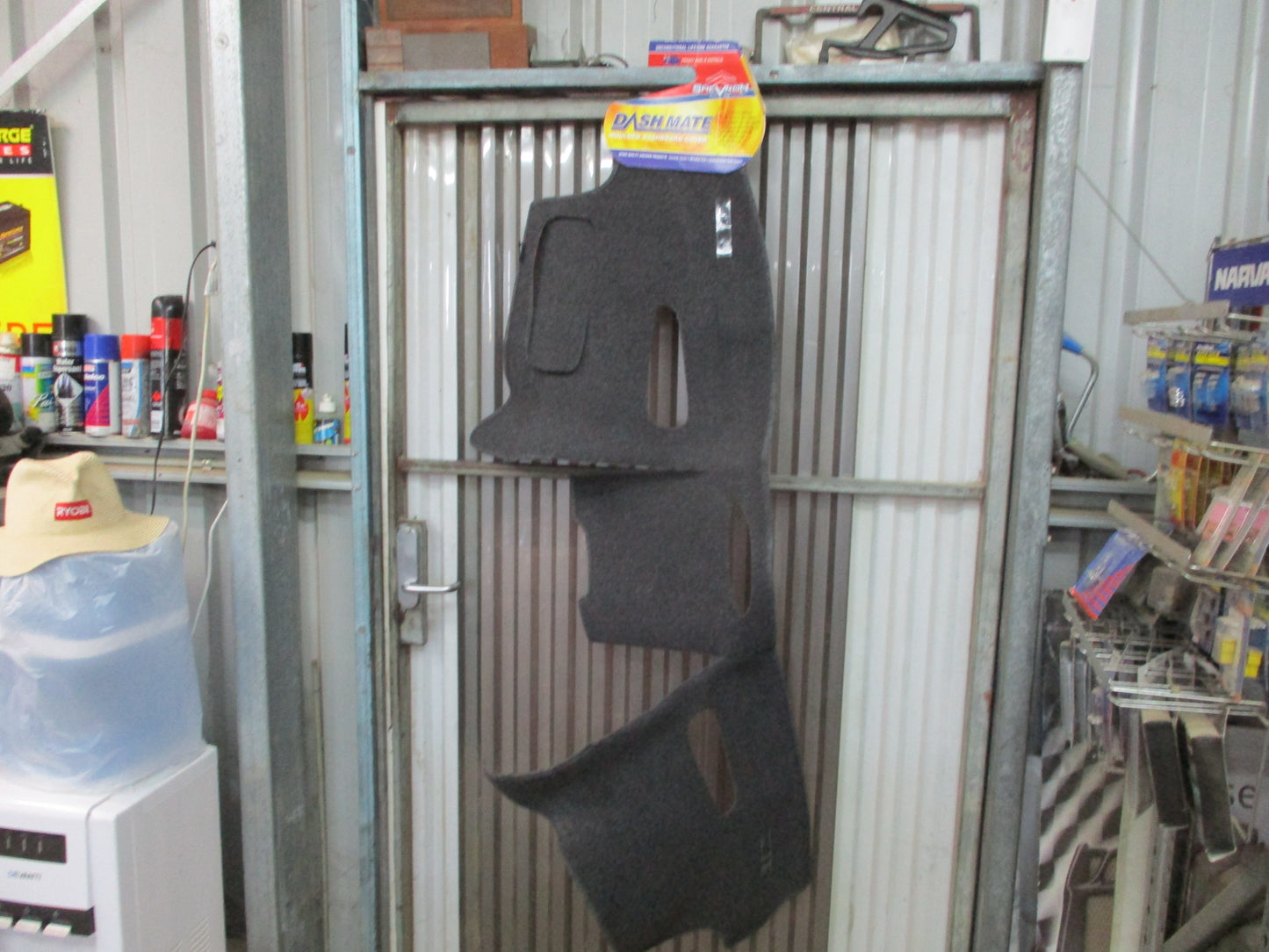 Shevron Mercedes Viano/Vito Van Dash Mat New Part