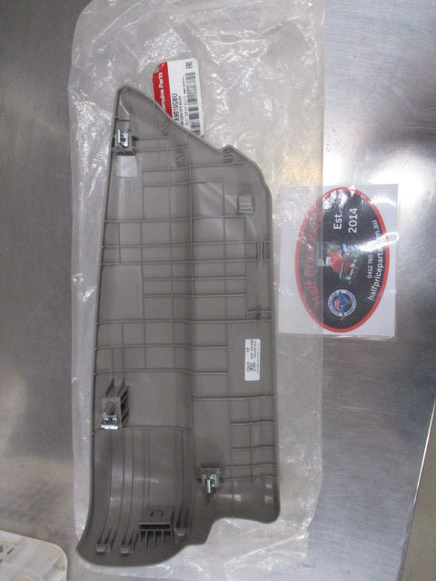 Kia Carnival Genuine Right Hand Cushion Outer Cover New Part