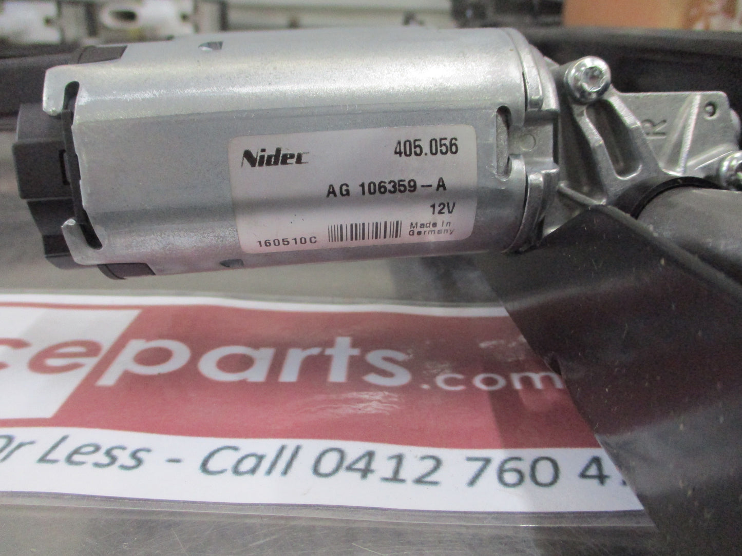 Holden VE Commodore Genuine Front Right Hand Seat Base Electric Seat Rail Frame New Part