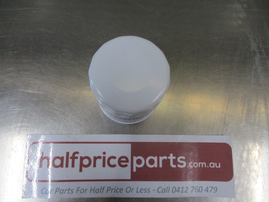 Holden VN/VP/VR/VS/VT/VX/VY Commodore/Monaro/Statesman 3.8L V6 Genuine oil filter New part