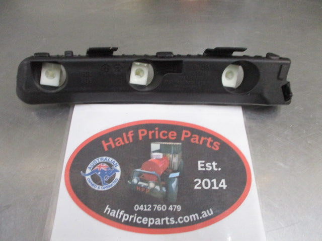 Kia Rio Genuine Right Hand Rear Bumper Side Bracket New Part