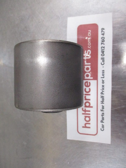 Mitsubishi Pajero Genuine Rear Trailing Arm Bush New Part