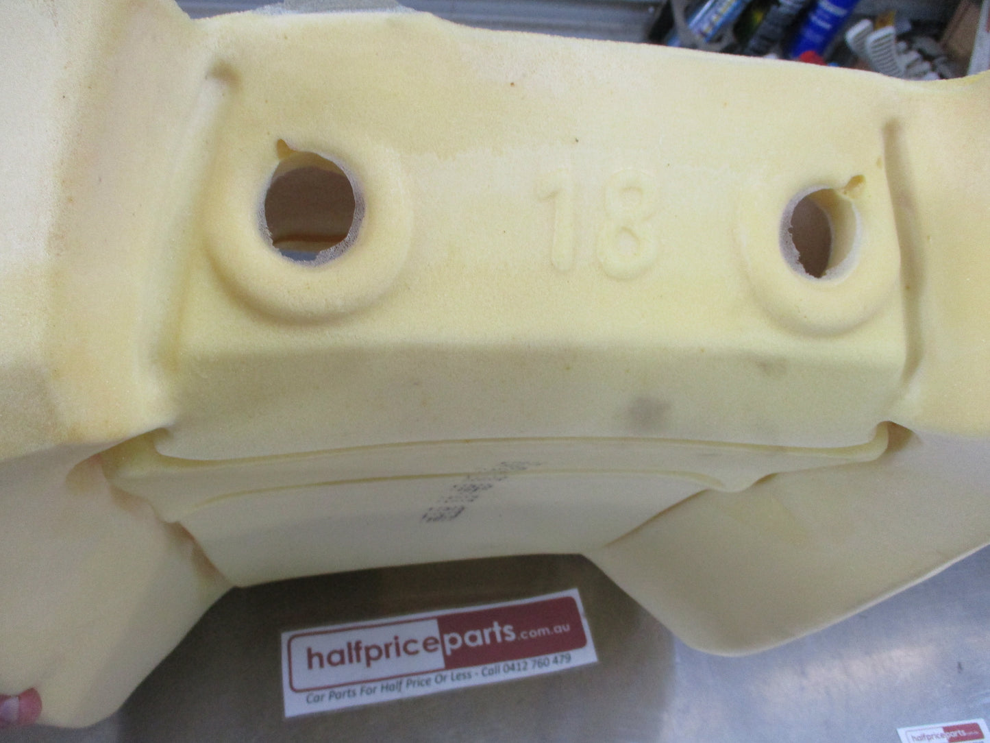 Holden VF SS/SV6/Calais Commodore Genuine Right Hand Front Back Rest Seat Cushion Foam New Part