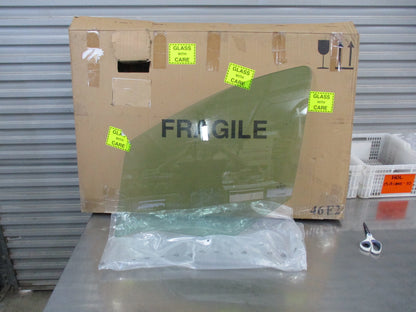 Peugeot 308 Genuine Front Passenger (Left) Side Glass NO CLIPS New