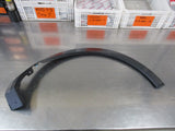 Kia Sorento Genuine Drivers Front Wheel Moulding New