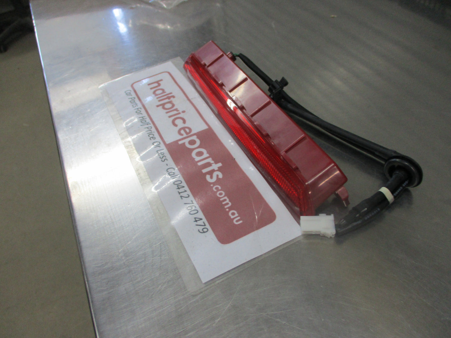 Kia Sportage Genuine Hight Mount Rear Brake Light Assembly New Part