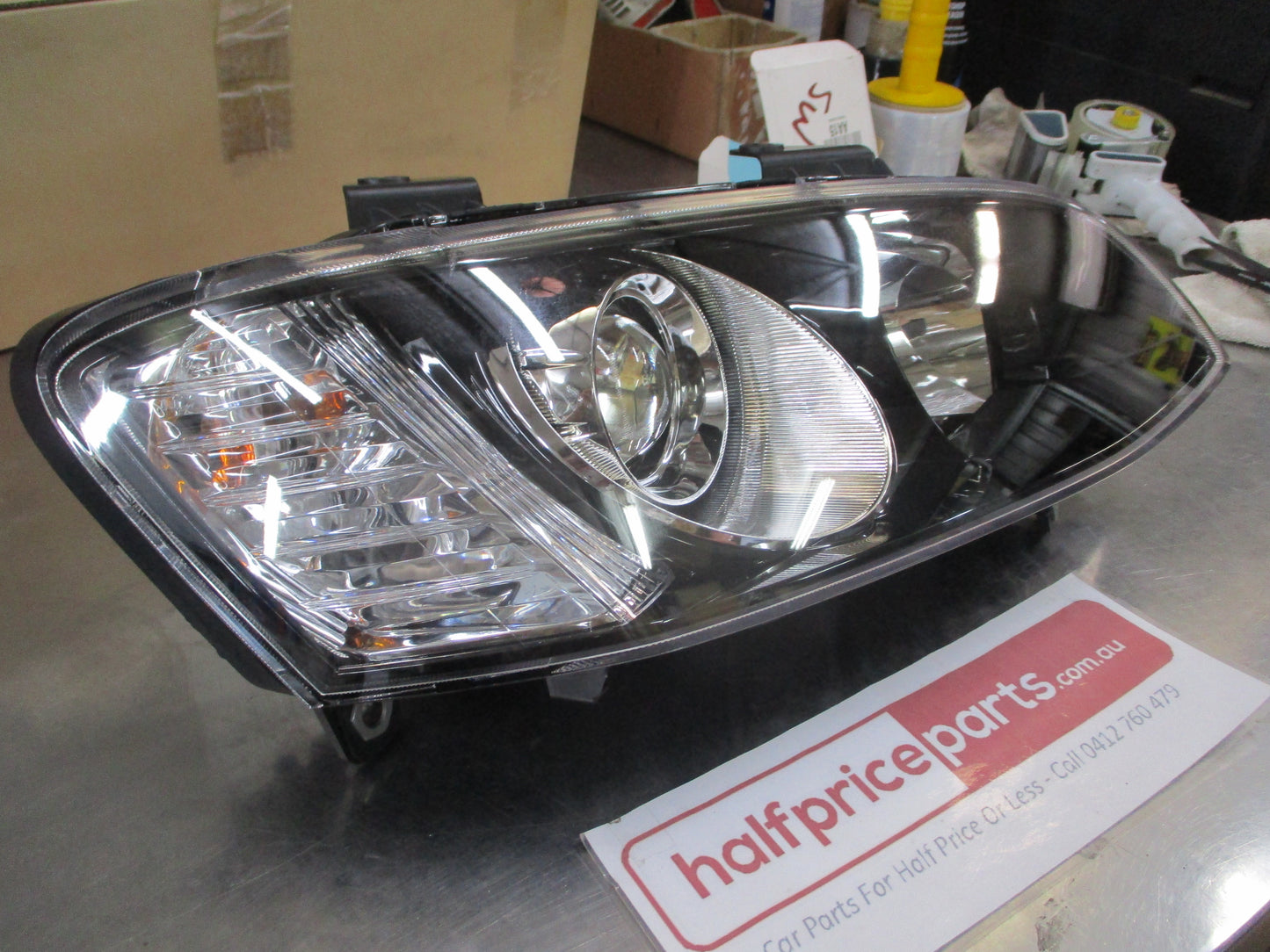 Holden VE Series II Calais/SS-V/Calais-V Genuine Right Hand Front Projector Head Light New Part