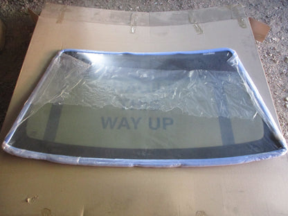 Nissan Navara D40M-R51 Pathfinder Genuine Front Windscreen New Part