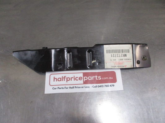 Mitsubishi Pajero Sport Genuine Front Left Hand Guard Bracket New Part