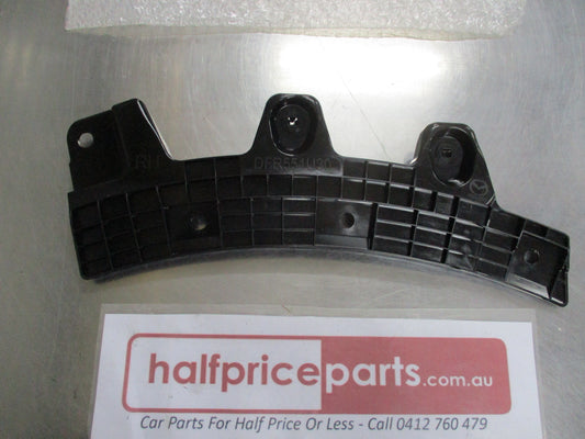 Mazda CX-30 Genuine Right Hand Rear Wheel Arch Moulding Bracket New Part