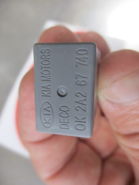 Kia Carnival/Cerato/Mentor/Rio/Sportage/Carens Genuine Relay New Part.