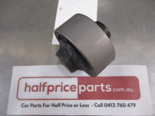 Mitsubishi Lancer/Outlander Genuine Front Right/Left Lower Control Arm Bush New Part