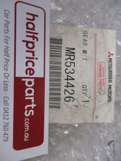 Mitsubishi Triton Genuine Manual Transmission Main Shaft Gear 5th Speed New Part