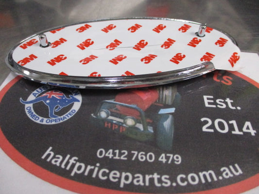 Kia Rondo/Rio/Optima/Cerato Genuine Front Grille Emblem New Part