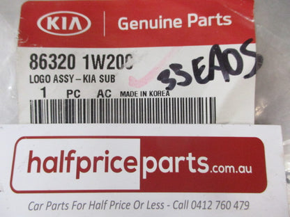 Kia Cerato/Rio Genuine Front Grille Emblem New Part