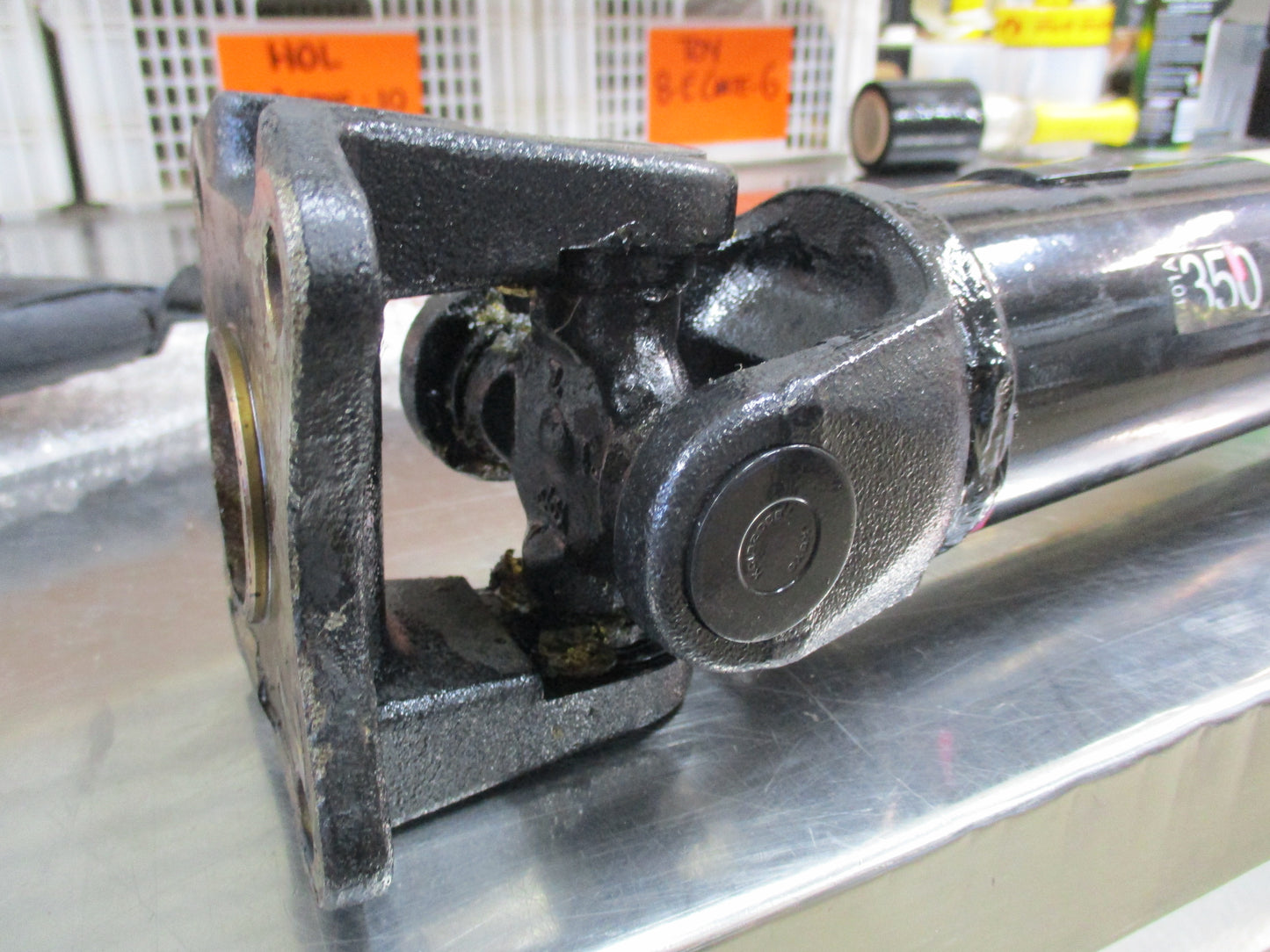 MItsubishi Pajero Genuine Rear Cardan / Drive Shaft New