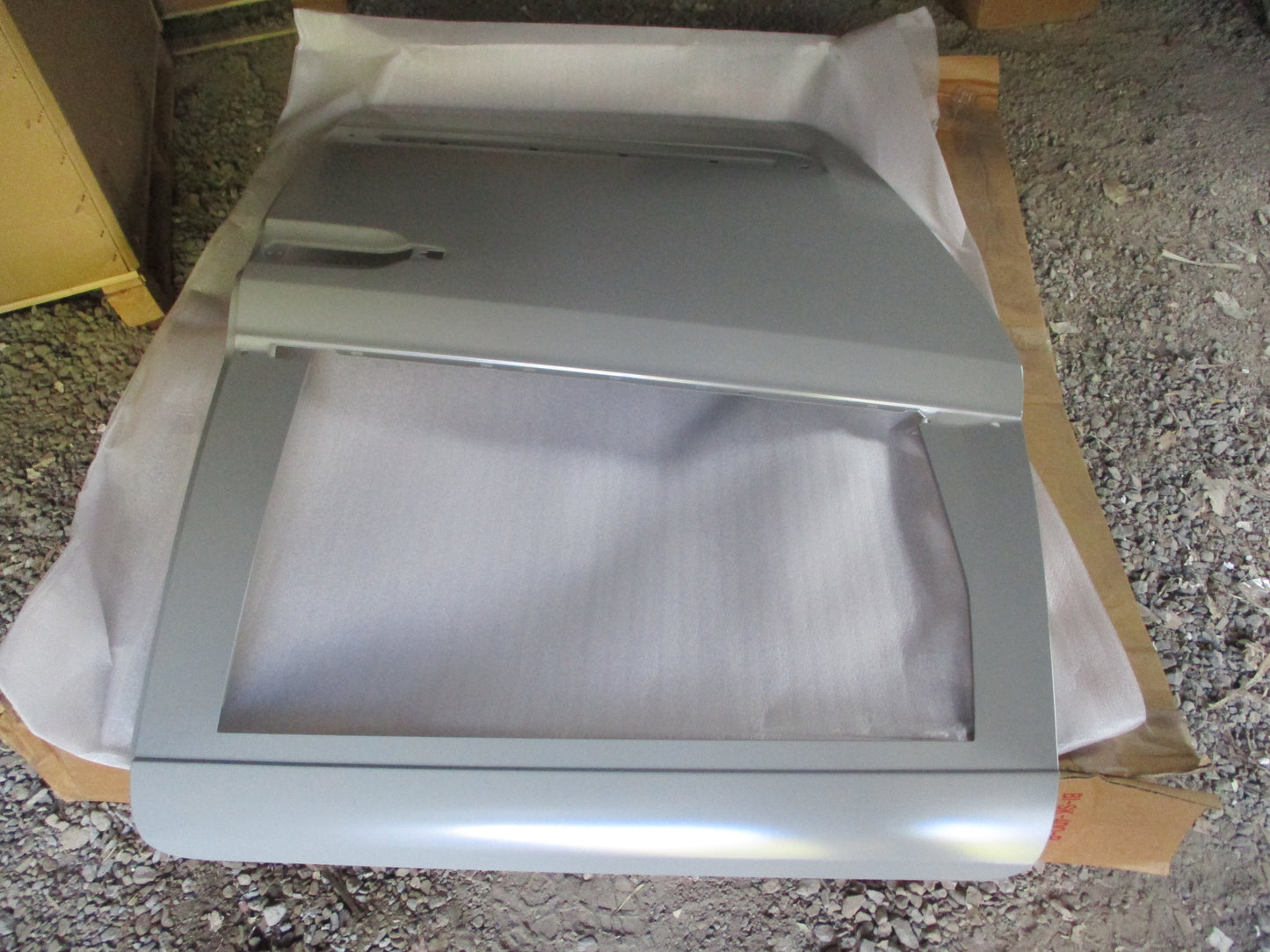 Kia Carnaval Genuine Right Hand Rear Door Outer Skin (Unpainted) New Part