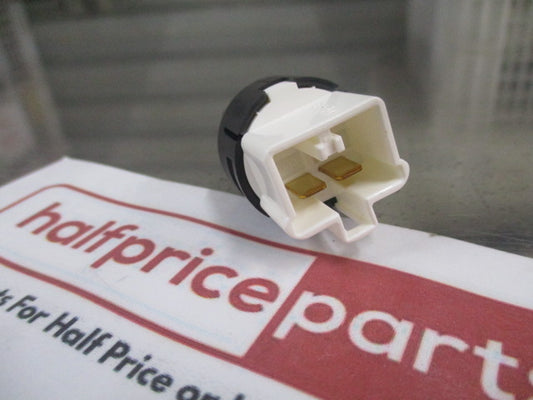 Mitsubishi Triton/Mirage/Pajero Sport Genuine Brake Light Switch New Part