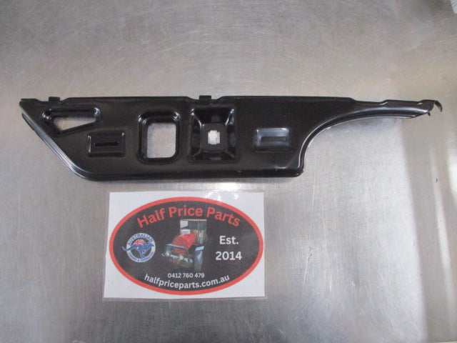 Kia Cerato Genuine Right Hand Rear Bumper Bracket Assembly New Part
