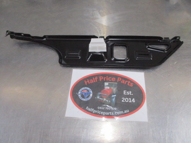 Kia Cerato Genuine Right Hand Rear Bumper Bracket Assembly New Part