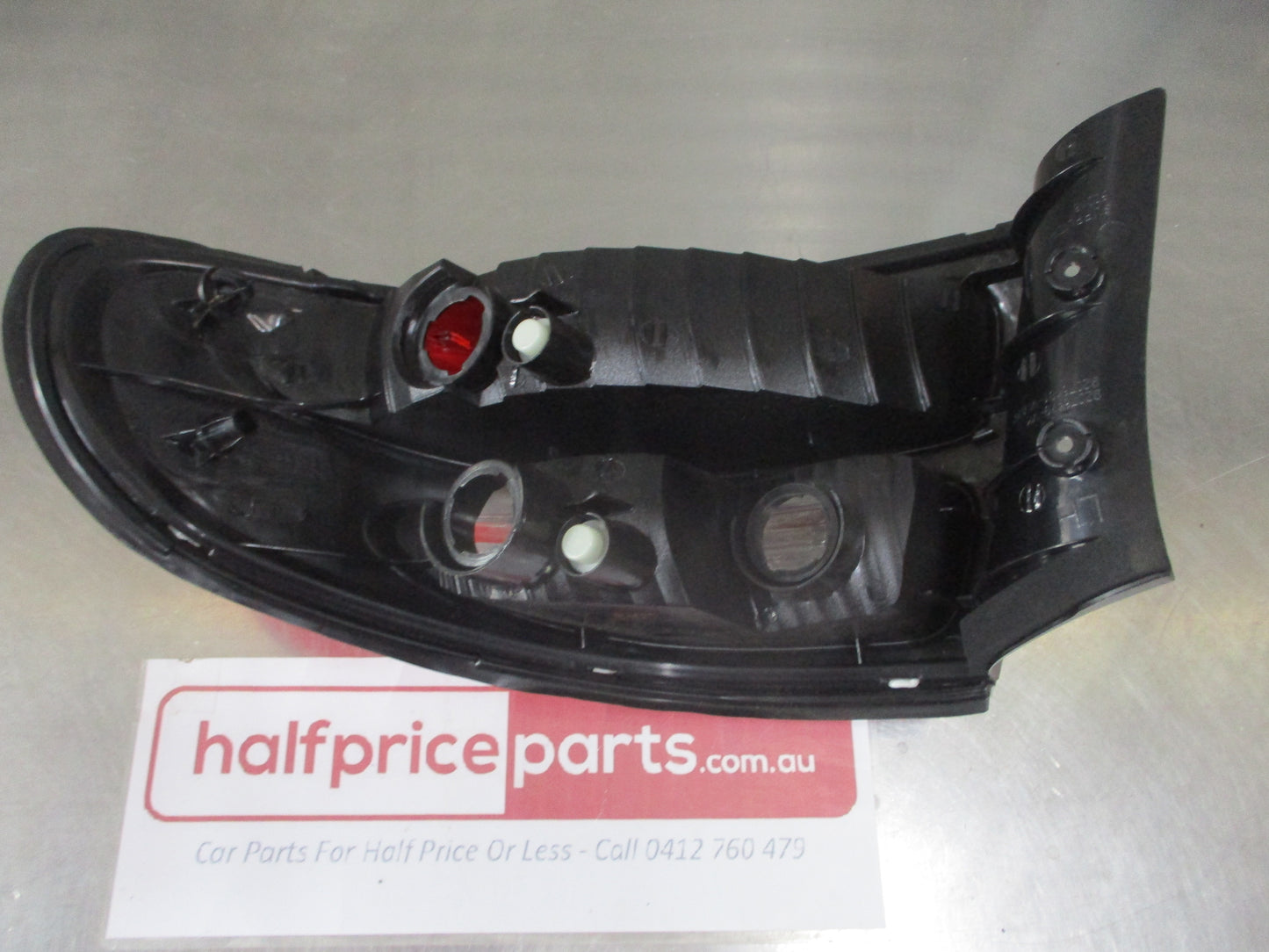 Holden VX HSV Clubsport/XU6/Calais/Berlina Genuine Left Hand Rear Tail Light Assembly New Part