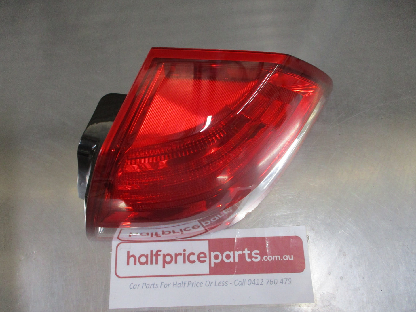 Holden Commodore VE Berlina Sedan Genuine Right Hand Tail Light Assembly New Part
