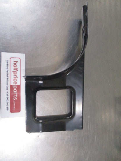 Mitsubishi Pajero Genuine Rear Floor Crossmember End Extension Panel New Part