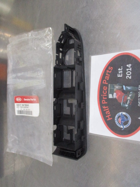 Kia Sportage Genuine Drivers Power Window Main Bezel New Part