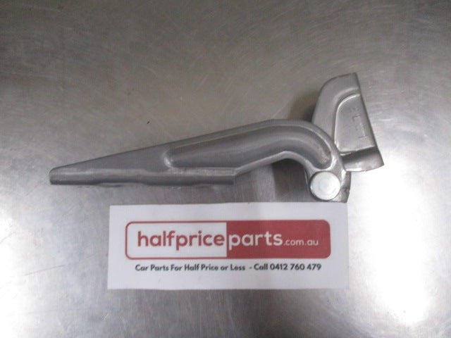 Mitsubishi Colt Genuine Right Hand Bonnet Hinge New Part