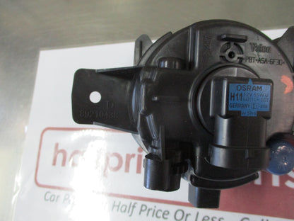 Nissan Pathfinder R52/Altima Genuine Right Hand Fog Light Assembly New Part