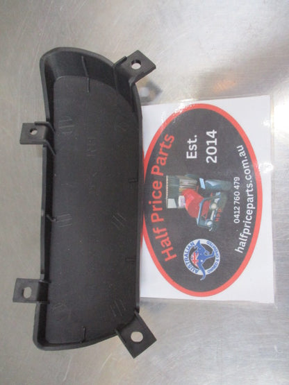 Kia Carnival Genuine Right Hand Fog Light Bumper Cover New Part