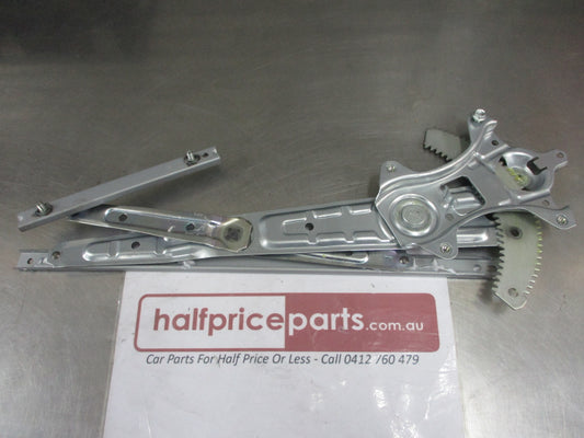 Isuzu D-Max Genuine Passenger Front Power Window Regulator No Motor New Part