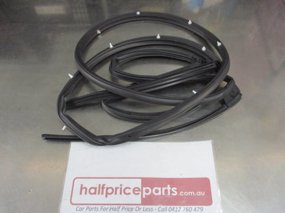 Honda Jazz Genuine Passenger Rear Door Weather Strip New Part