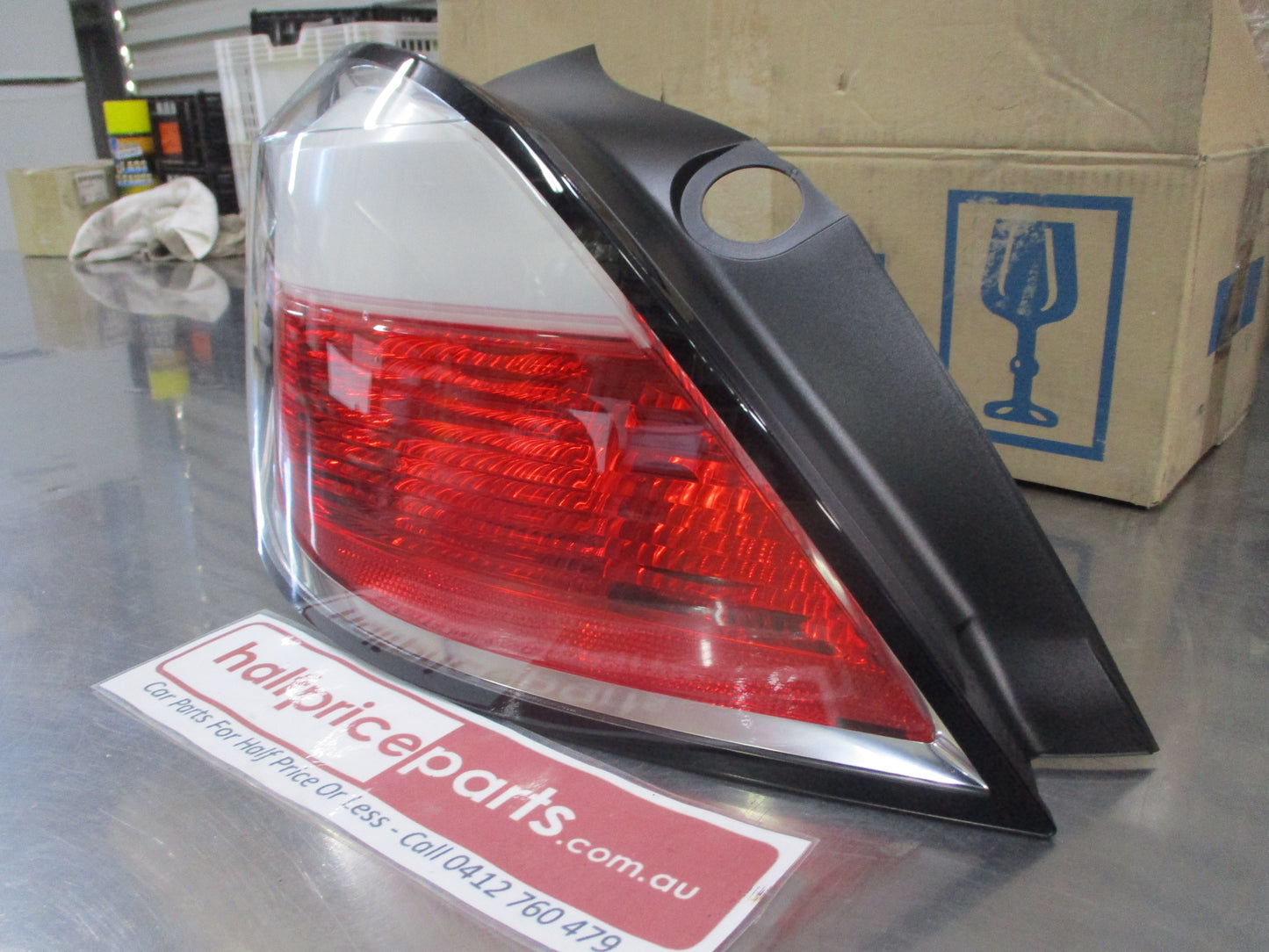 Holden Astra AH Genuine Rear Left Tail Lamp Frosted Indicator Assembly New Part