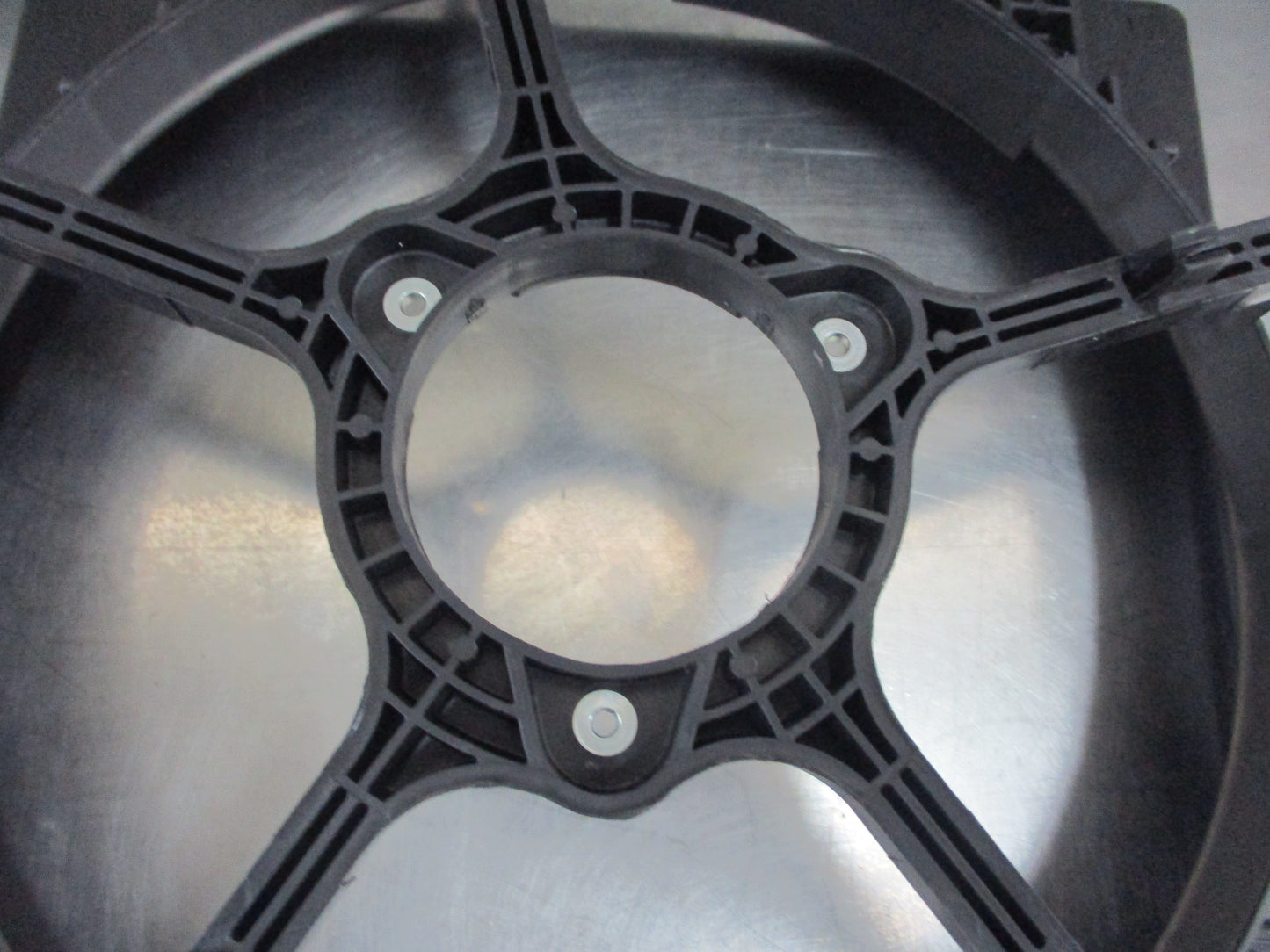 Suzuki Carry Genuine Radiator Fan Shroud New Part