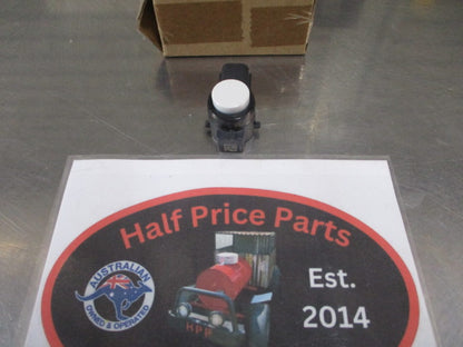 Holden VF Commodore Genuine Rear Parking Sensor (Heron White) New Part