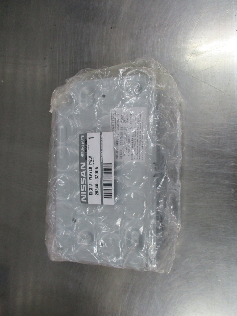 Nissan Pathfinder Genuine Video Control Module New – Half Price Parts ...