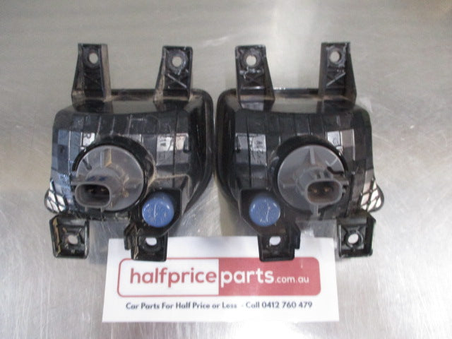 Mitsubishi MR Triton Genuine Front Bumper Indicator Left/Right VGC USED Part