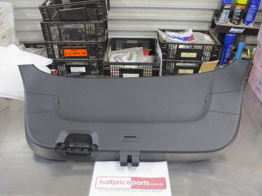 Kia Cerato Genuine Rear Tail Gate Lower Trim Assembly New Part