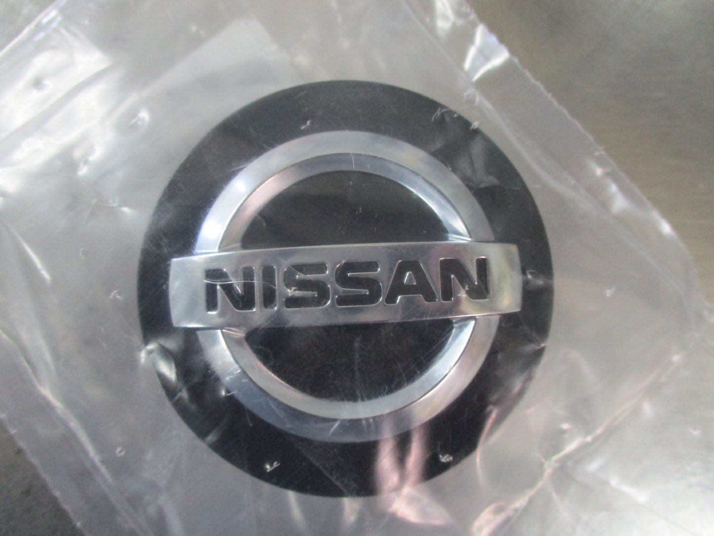 Nissan Navara D23 Genuine Set Of 4 18" Alloy Wheels With 4 C/Caps New Part