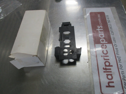 Holden VE Commodore Genuine Front Right Seat Adjuster Button Housing New Part