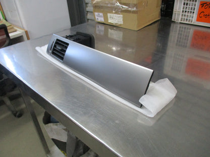 Nissan Tiida Genuine Front Left (Passengers) Air Vent And Trim New